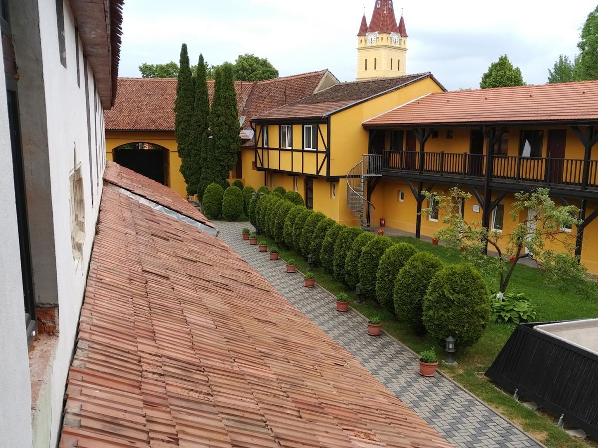 Cristian Inn Exterior photo